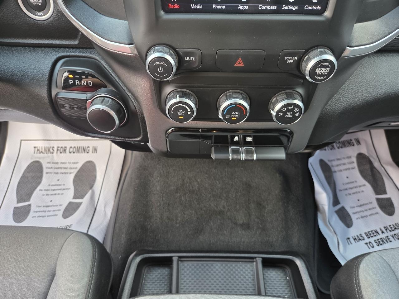 RAM 1500 Big Horn/Lone Star 4x2 Quad Cab 6'4" Box 2019