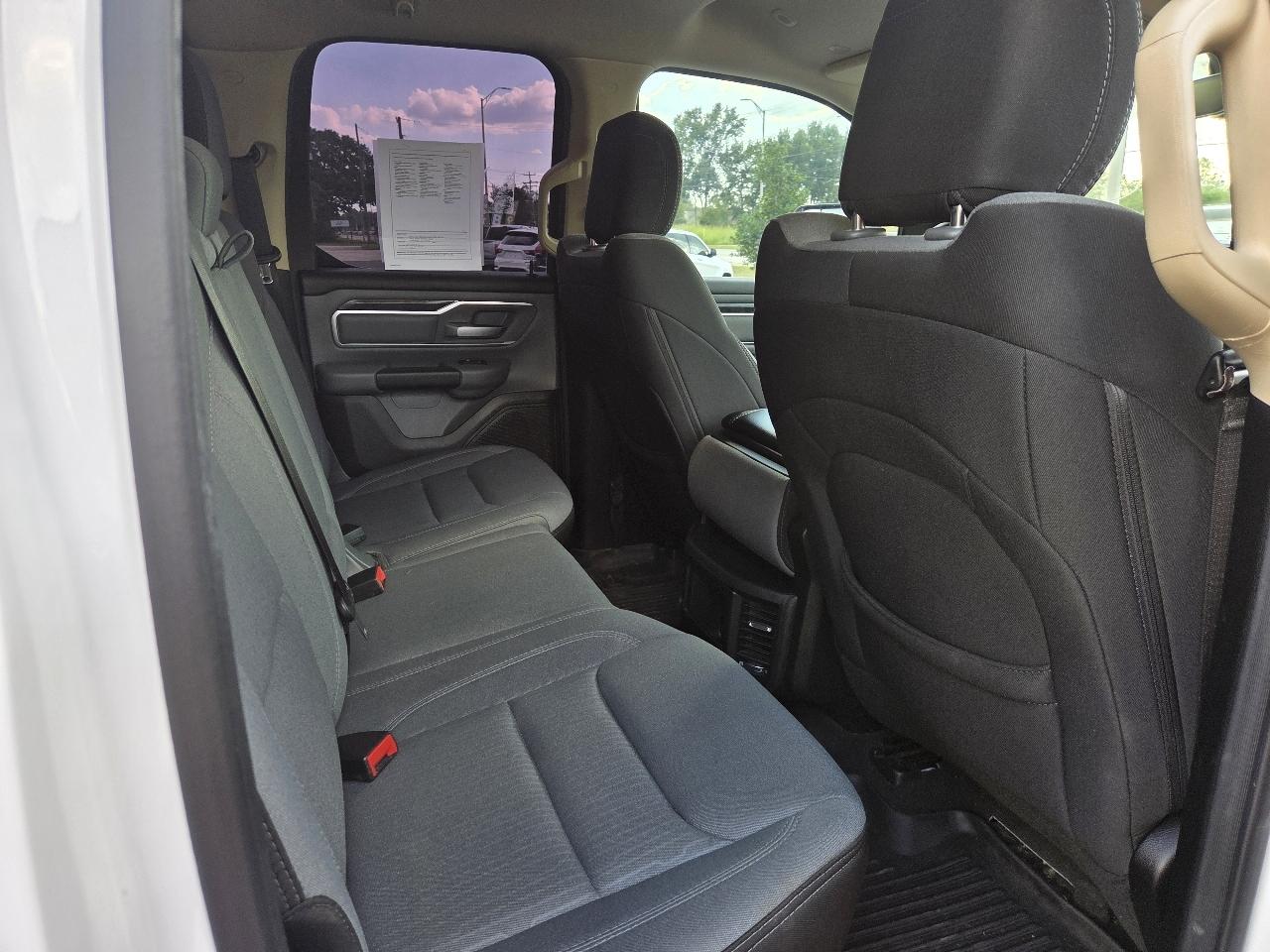 RAM 1500 Big Horn/Lone Star 4x2 Quad Cab 6'4" Box 2019