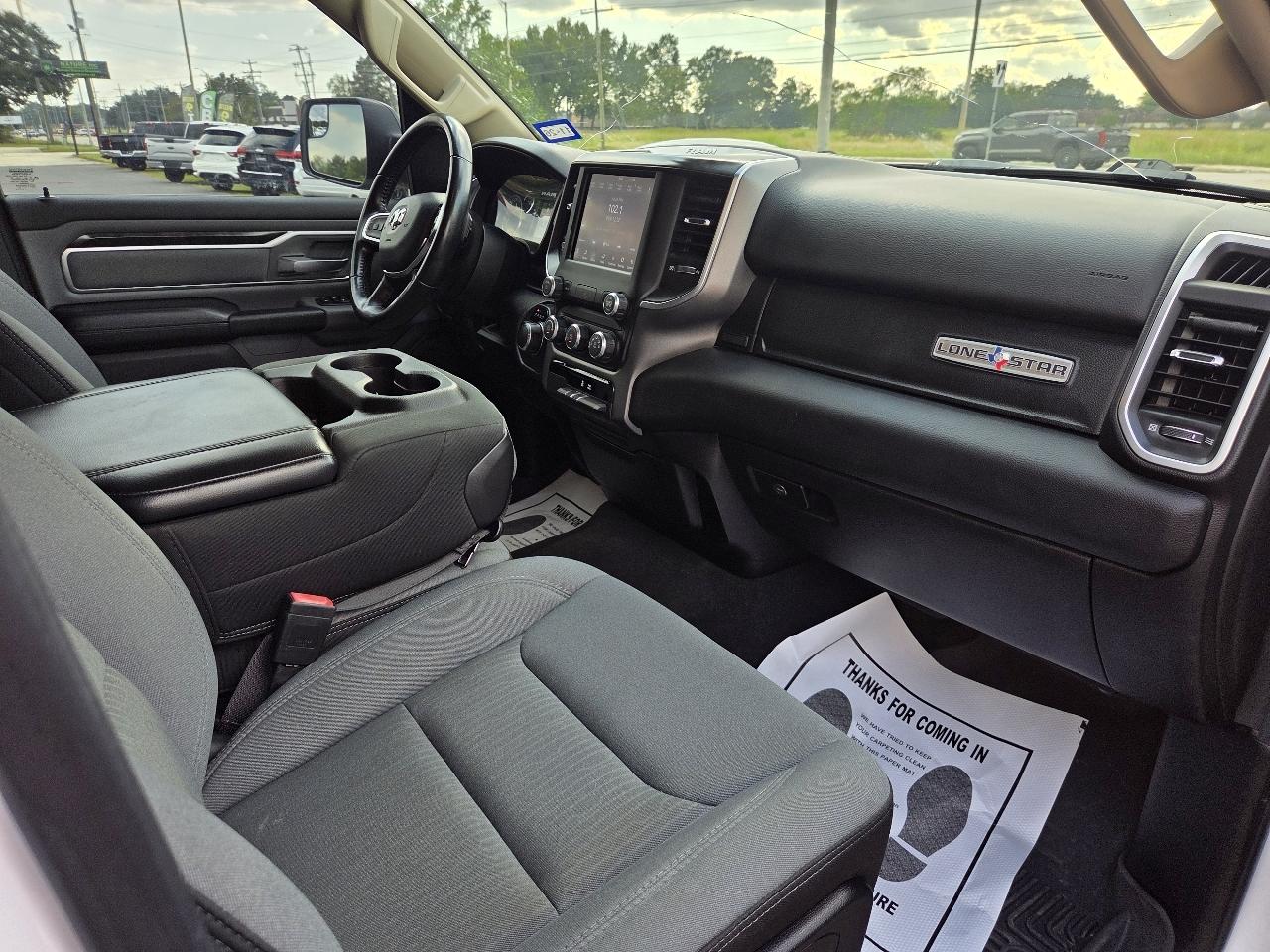 RAM 1500 Big Horn/Lone Star 4x2 Quad Cab 6'4" Box 2019