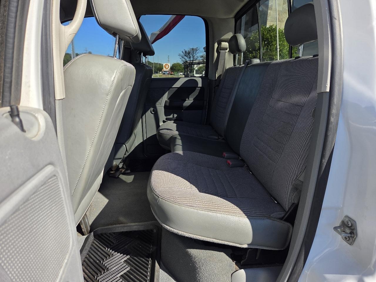 Dodge Ram 1500 4WD Quad Cab 140.5" SLT 2008