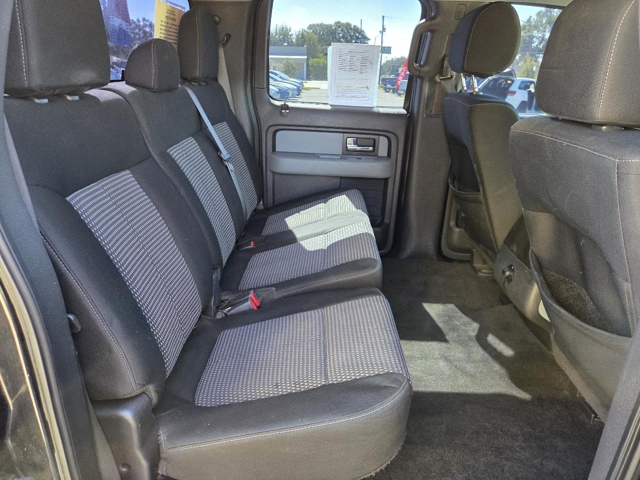 Ford F-150 2WD SuperCrew 145" STX 2014