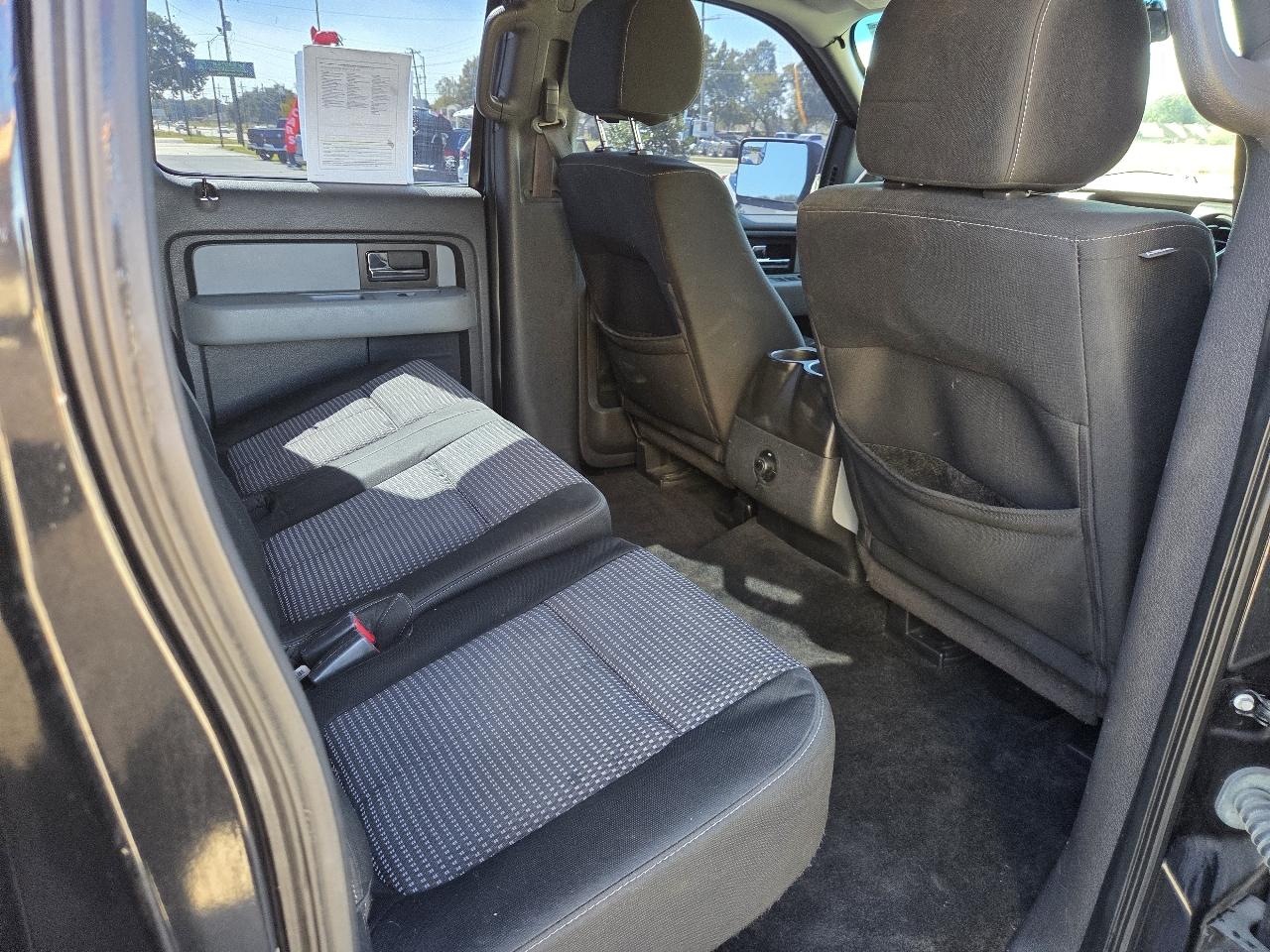 Ford F-150 2WD SuperCrew 145" STX 2014