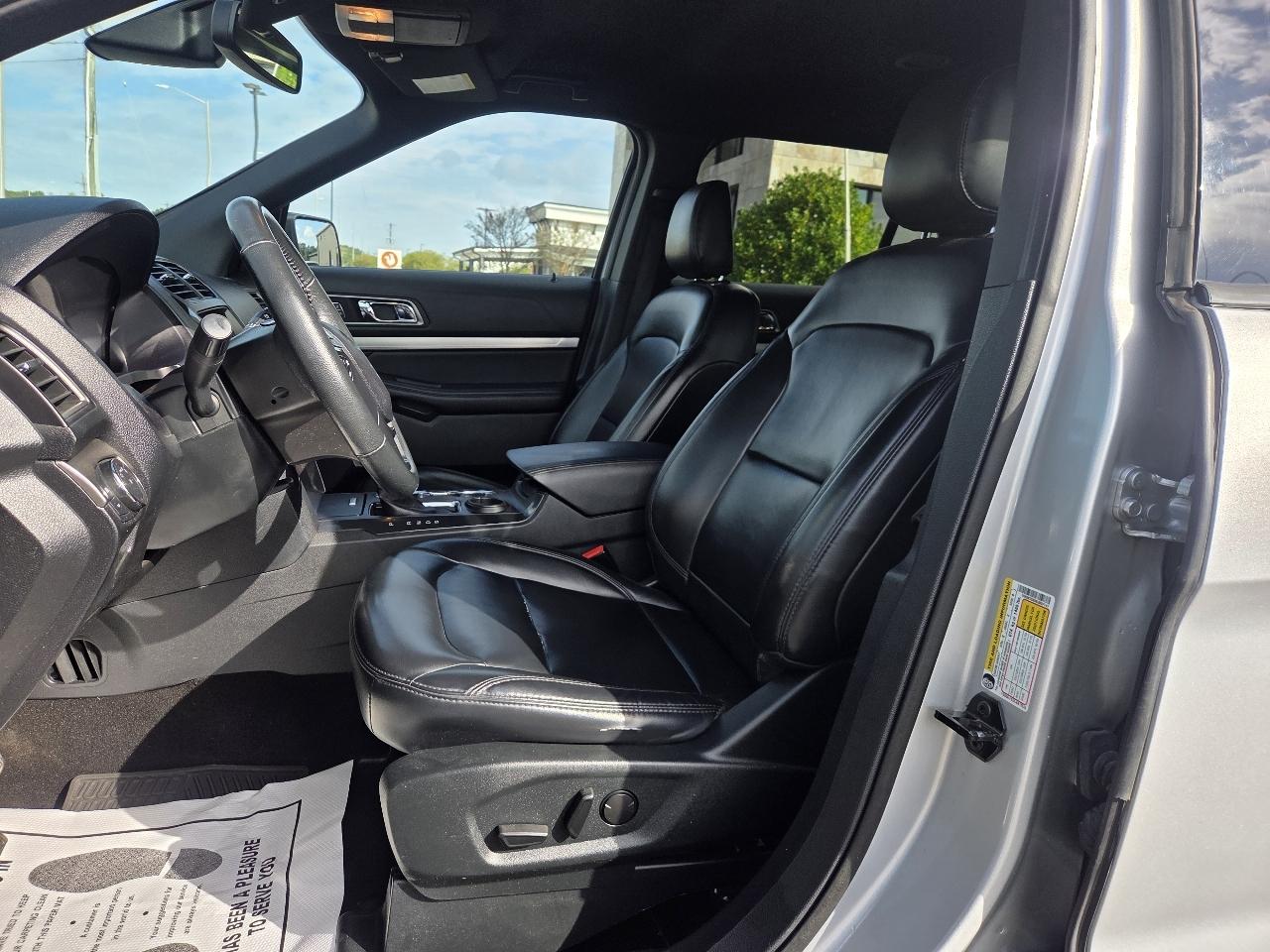 Ford Explorer XLT FWD 2019