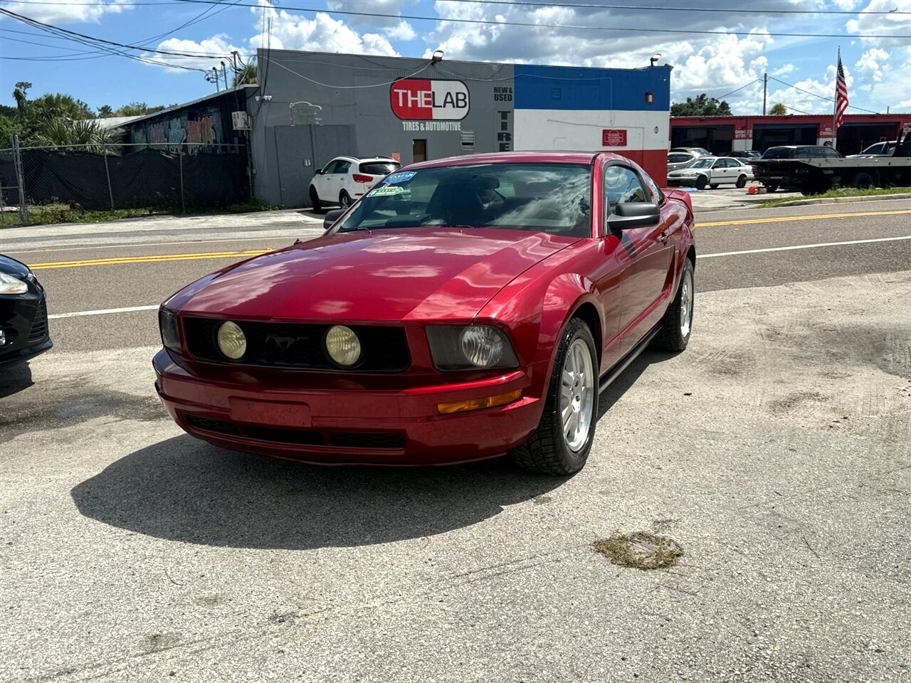 2007 Ford Mustang Deluxe photo 3