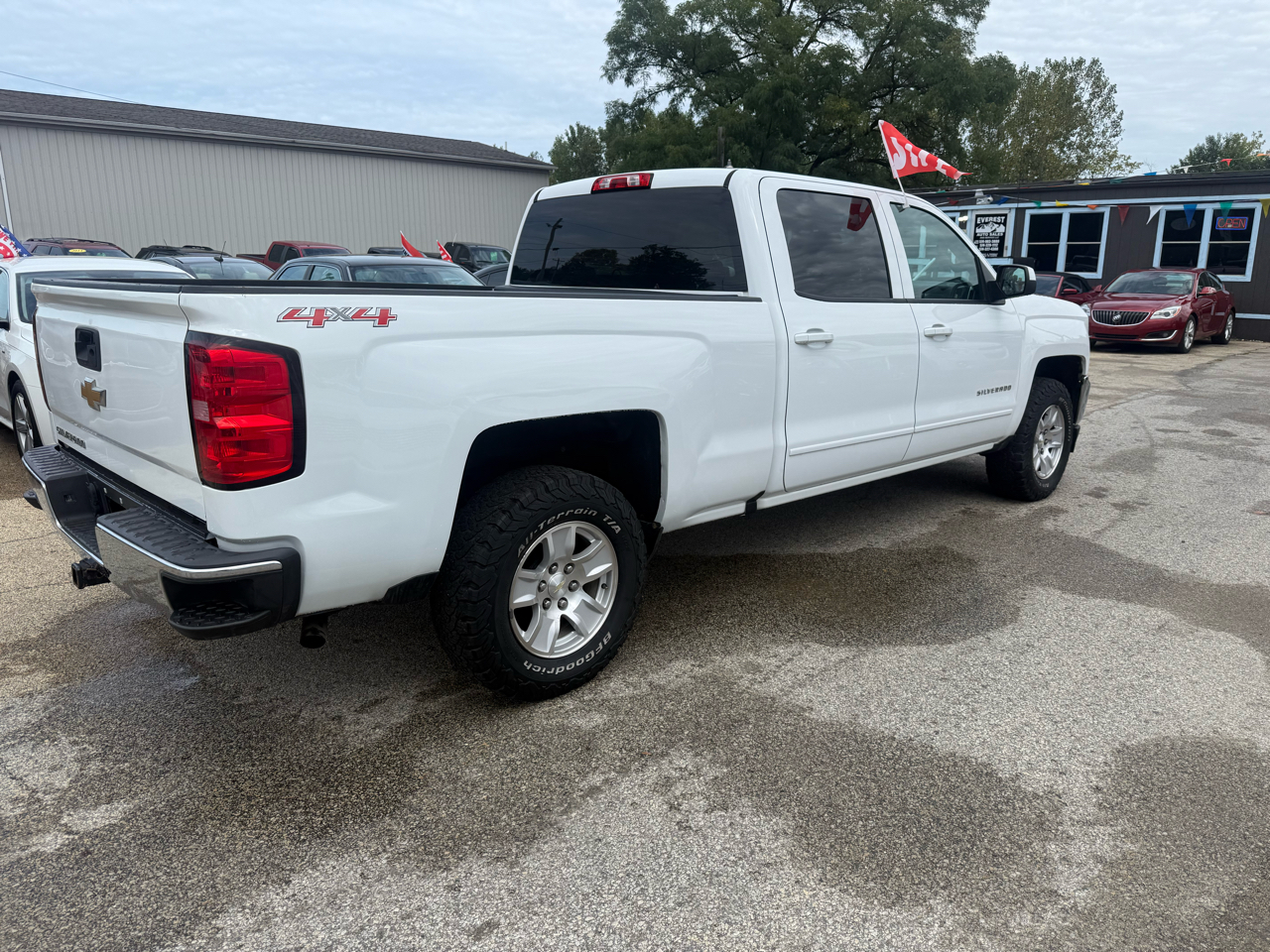Chevrolet Silverado 1500 LT Crew Cab 4WD 2017