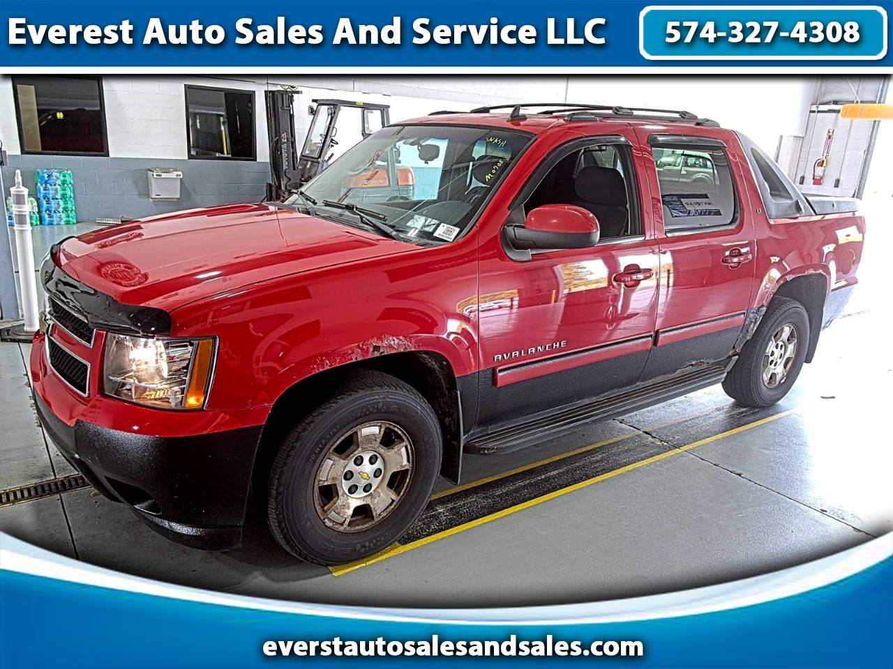 Chevrolet Avalanche LT 4WD 2010