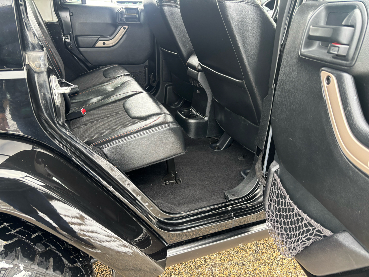 Jeep Wrangler Unlimited Sahara 4WD 2016