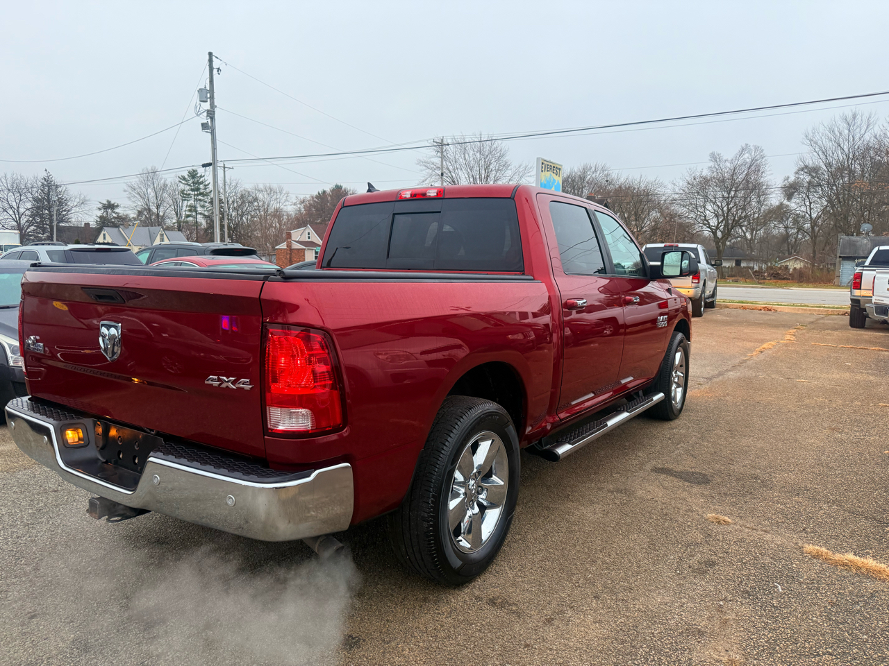 RAM 1500 SLT Crew Cab SWB 4WD 2014