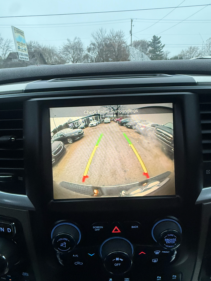 RAM 1500 SLT Crew Cab SWB 4WD 2014