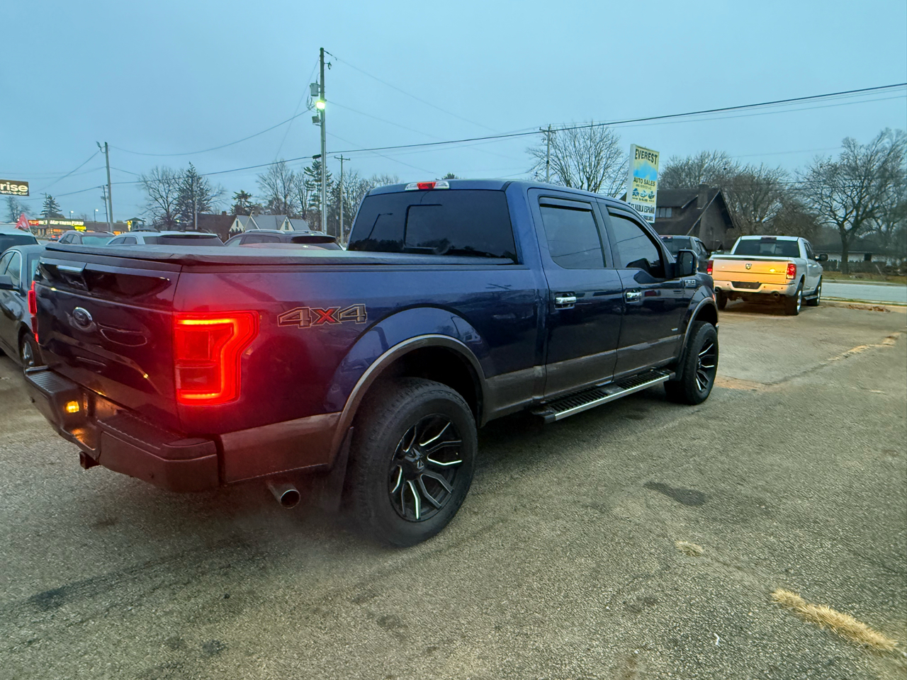 Ford F-150 Lariat SuperCrew 5.5-ft. Bed 4WD 2016