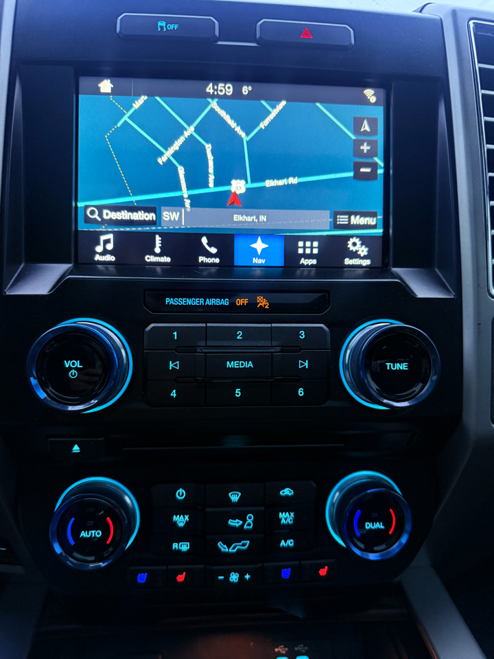 Ford F-150 Lariat SuperCrew 5.5-ft. Bed 4WD 2016