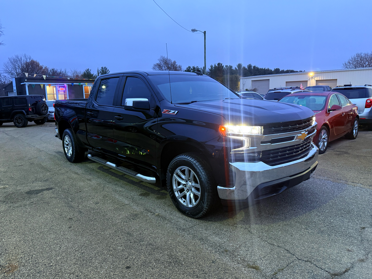 Chevrolet Silverado 1500 LT Crew Cab 4WD 2019
