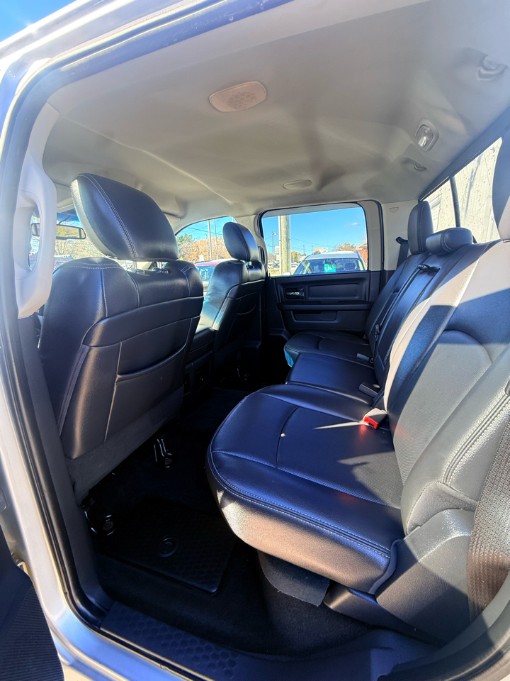 RAM 1500 Sport Crew Cab 4WD 2012