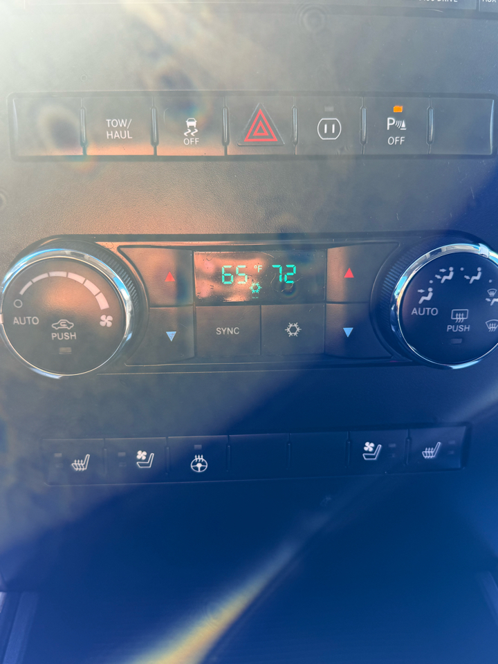 RAM 1500 Sport Crew Cab 4WD 2012