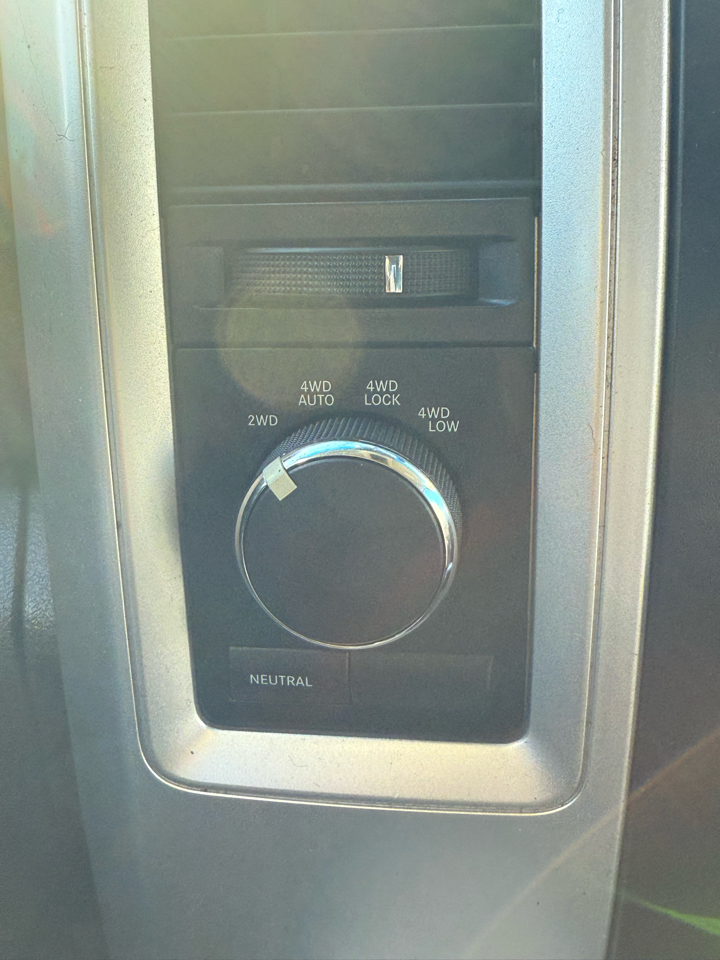 RAM 1500 Sport Crew Cab 4WD 2012