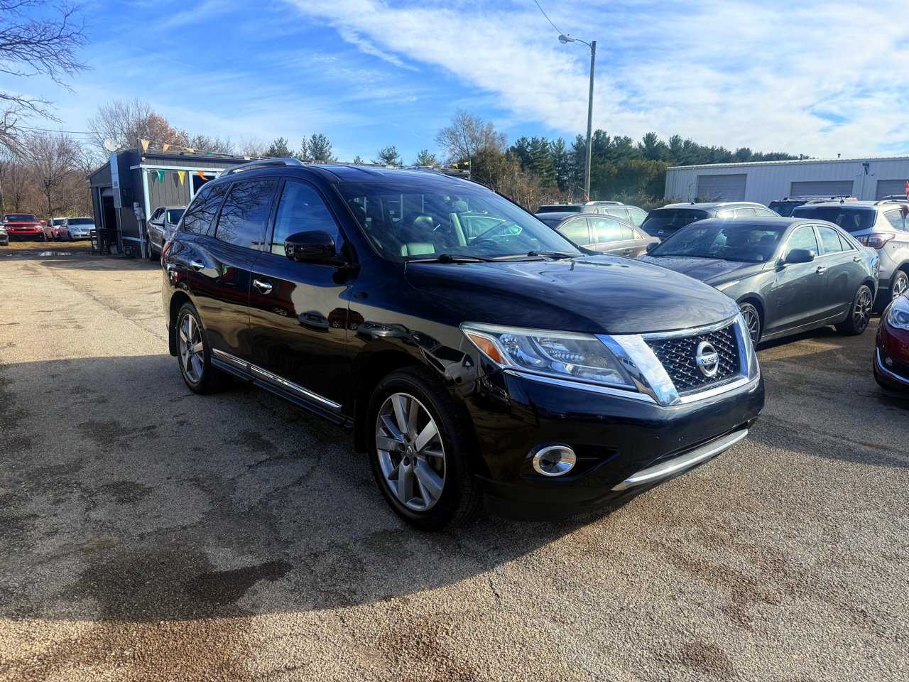 Nissan Pathfinder S 4WD 2014