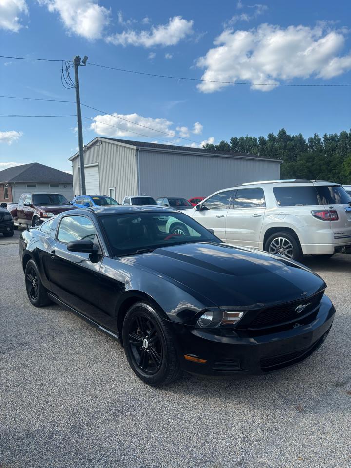 Ford Mustang V6 Coupe 2012