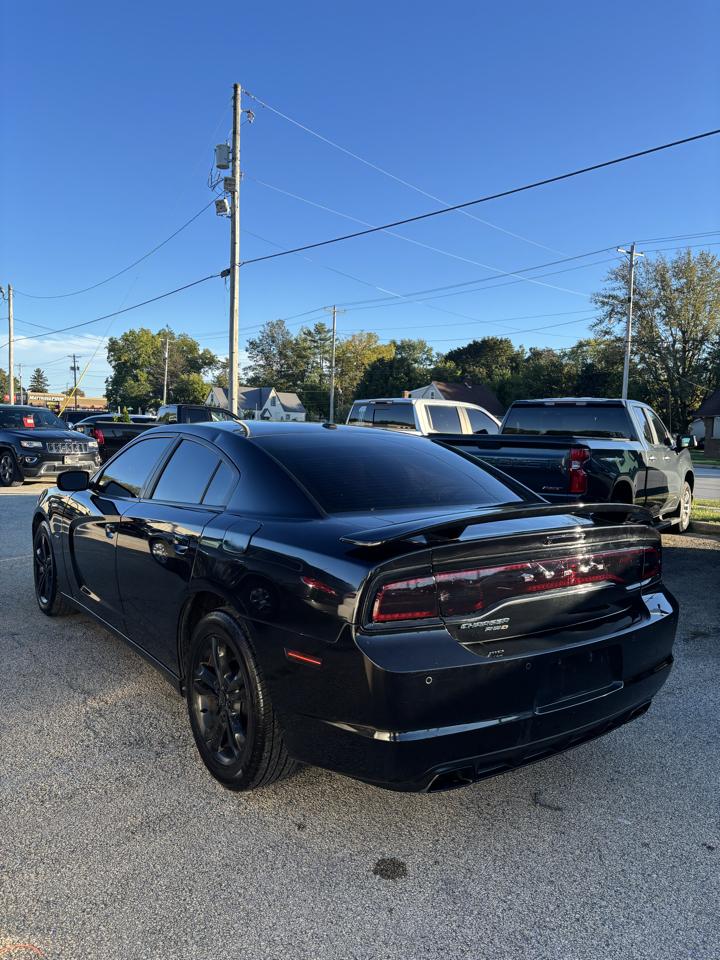 Dodge Charger R/T AWD 2011