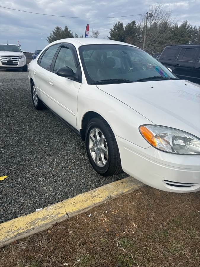 Ford Taurus  2006
