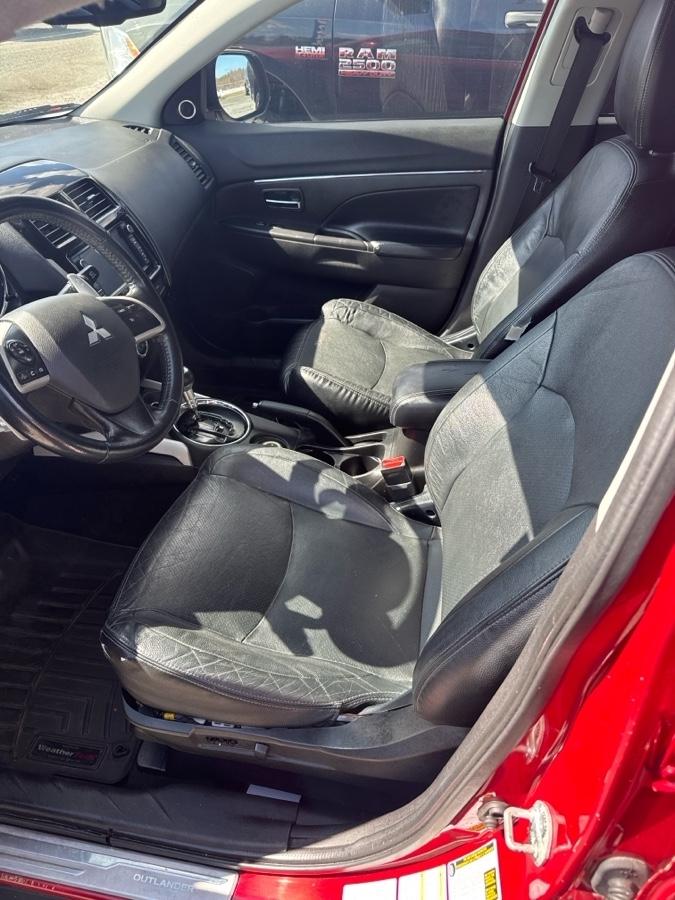 Mitsubishi Outlander Sport  2014