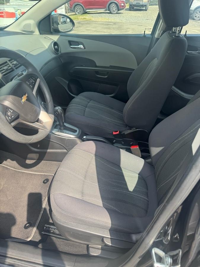 Chevrolet Sonic  2014