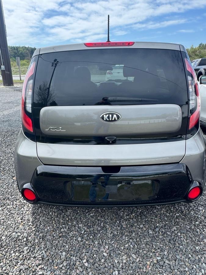 2016 Kia Soul + w/Signature 2.0 Special Edit