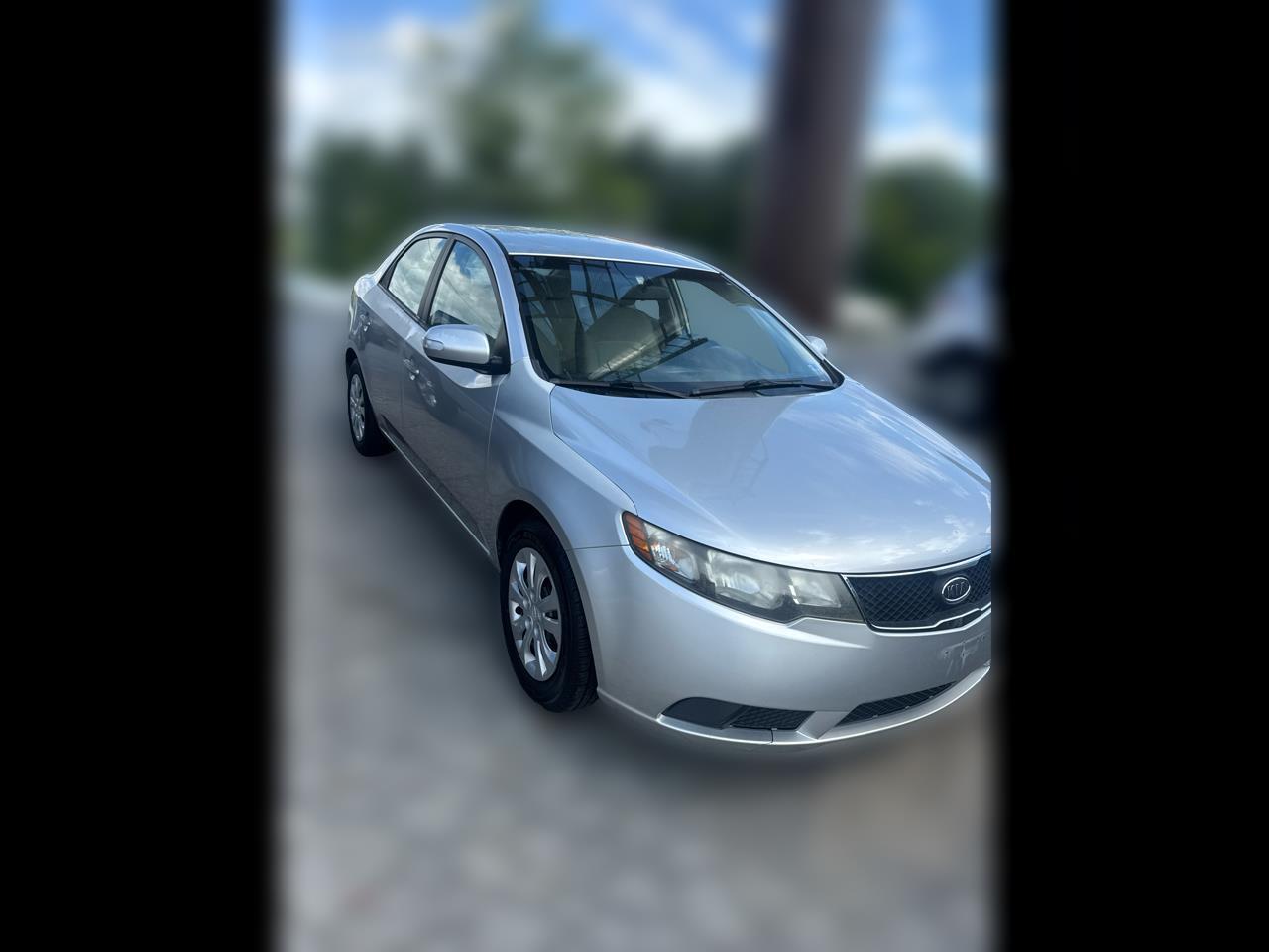 2010 Kia Forte EX AT's photo