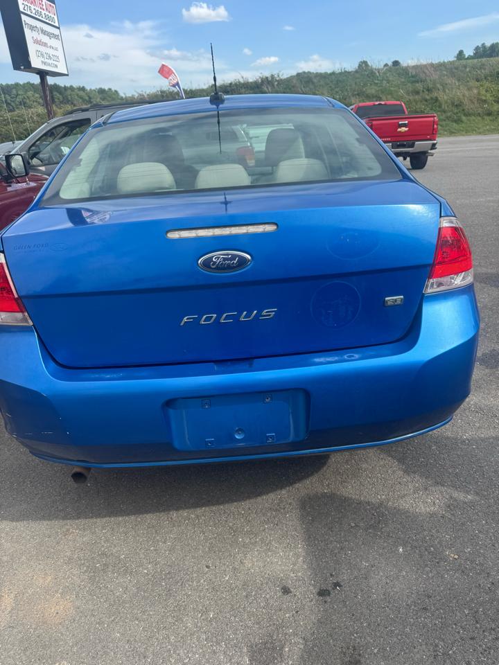 Ford Focus  2010