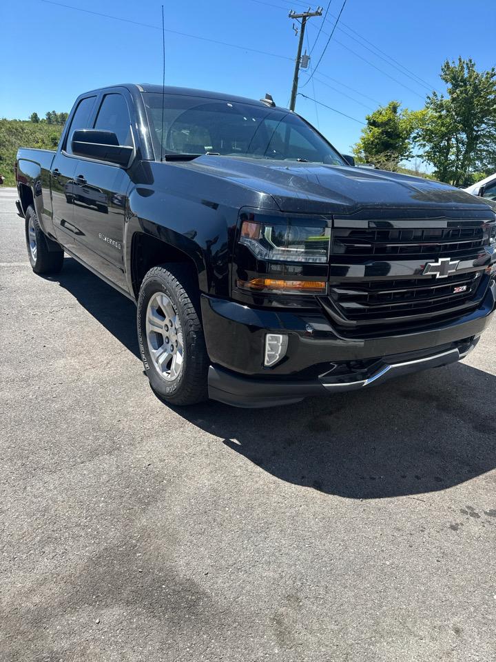 Chevrolet Silverado 1500 LT Double Cab 4WD 2017