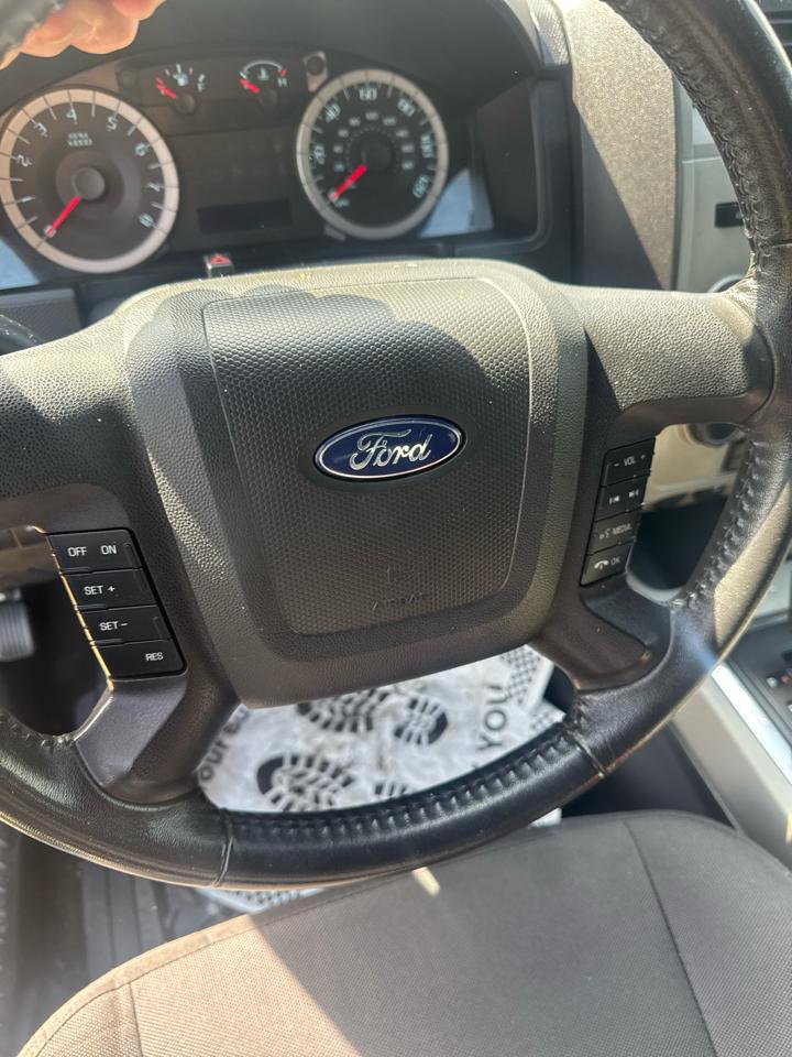 Ford Escape XLT 4WD 2010