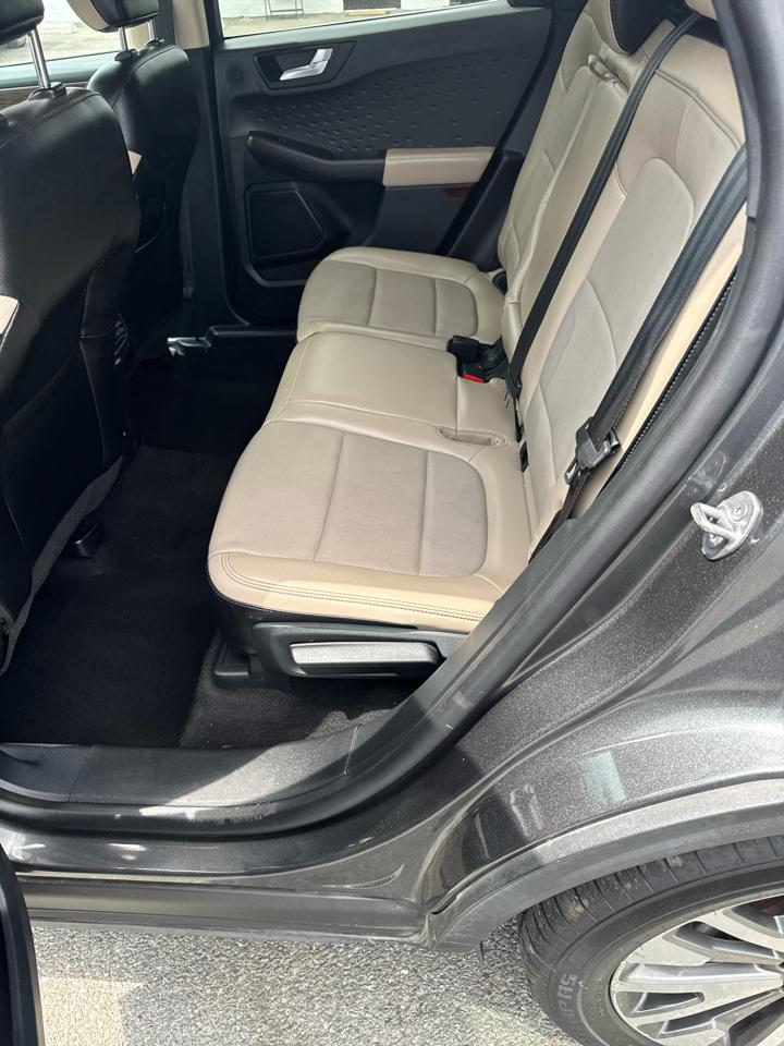 Ford Escape Titanium 4WD 2020