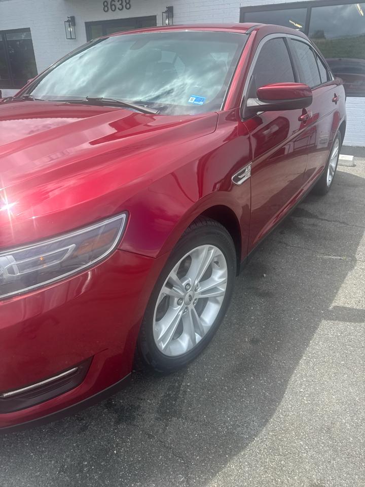 Ford Taurus  2016