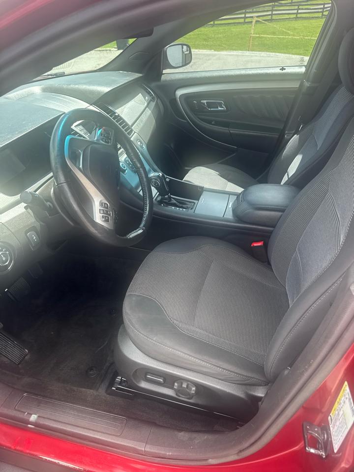 Ford Taurus  2016