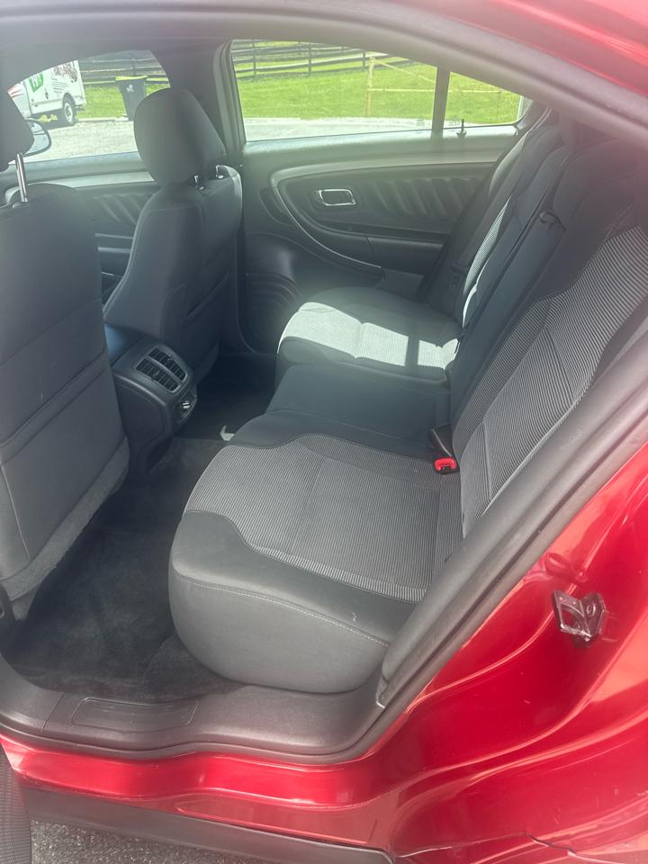 Ford Taurus  2016