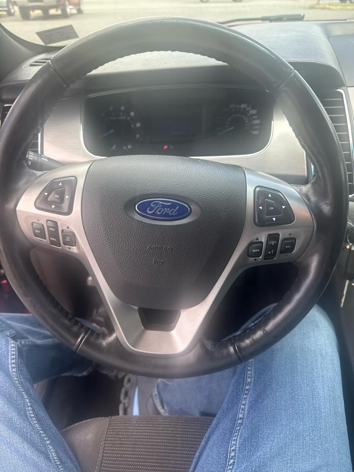 Ford Taurus  2016