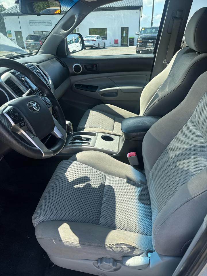 Toyota Tacoma  2014