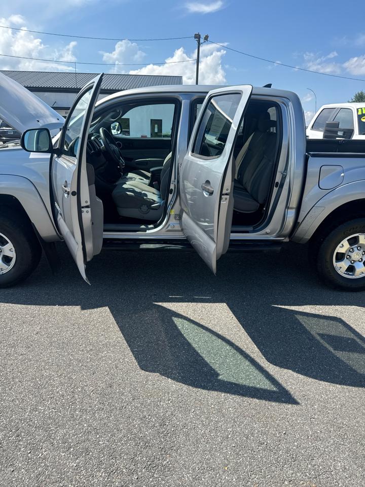 Toyota Tacoma  2014