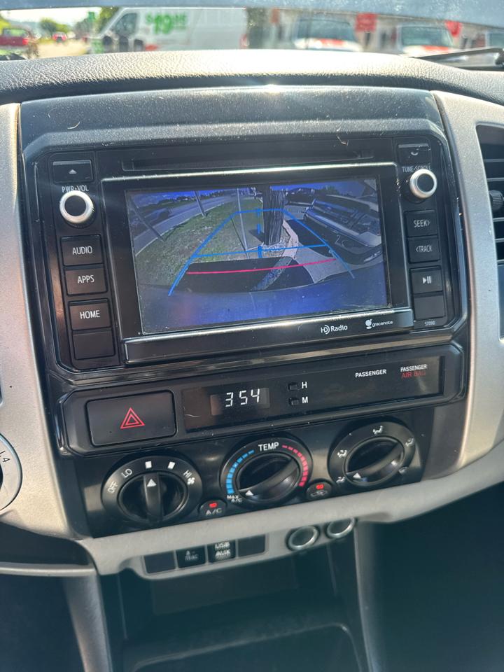 Toyota Tacoma  2014