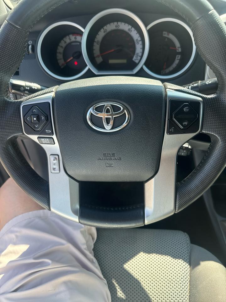 Toyota Tacoma  2014