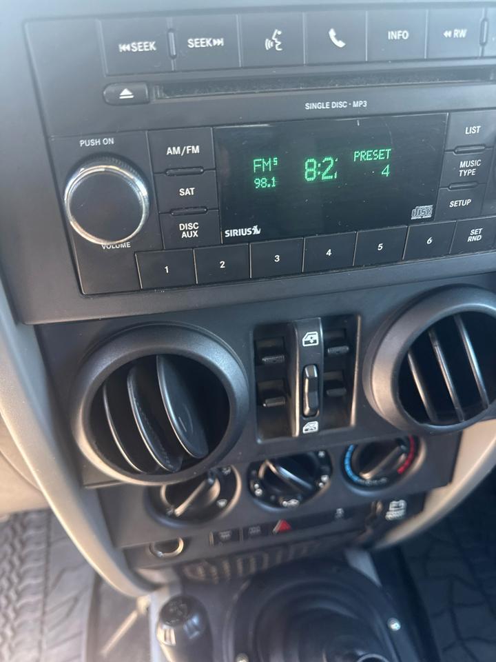 Jeep Wrangler  2010