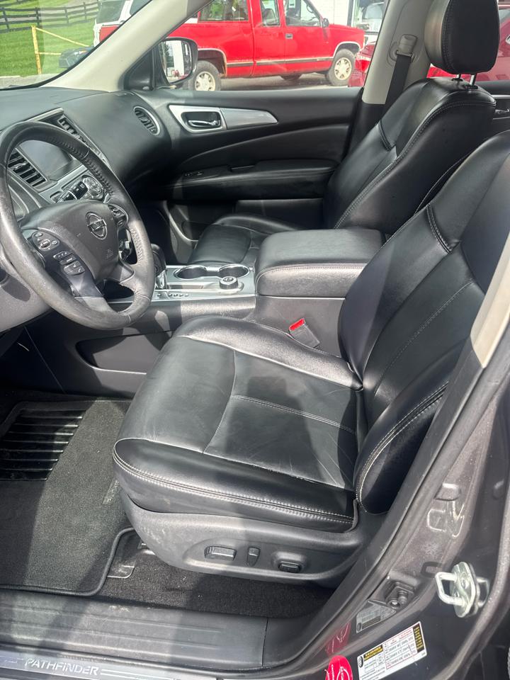 Nissan Pathfinder Platinum 4WD 2018