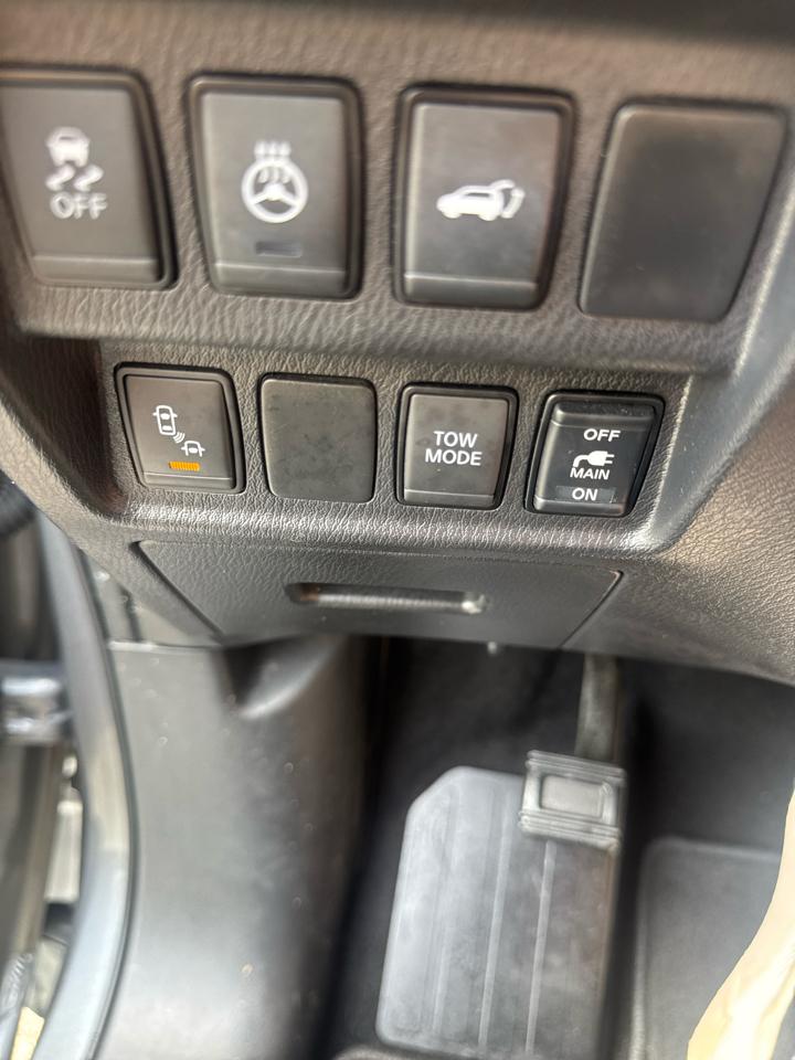Nissan Pathfinder Platinum 4WD 2018