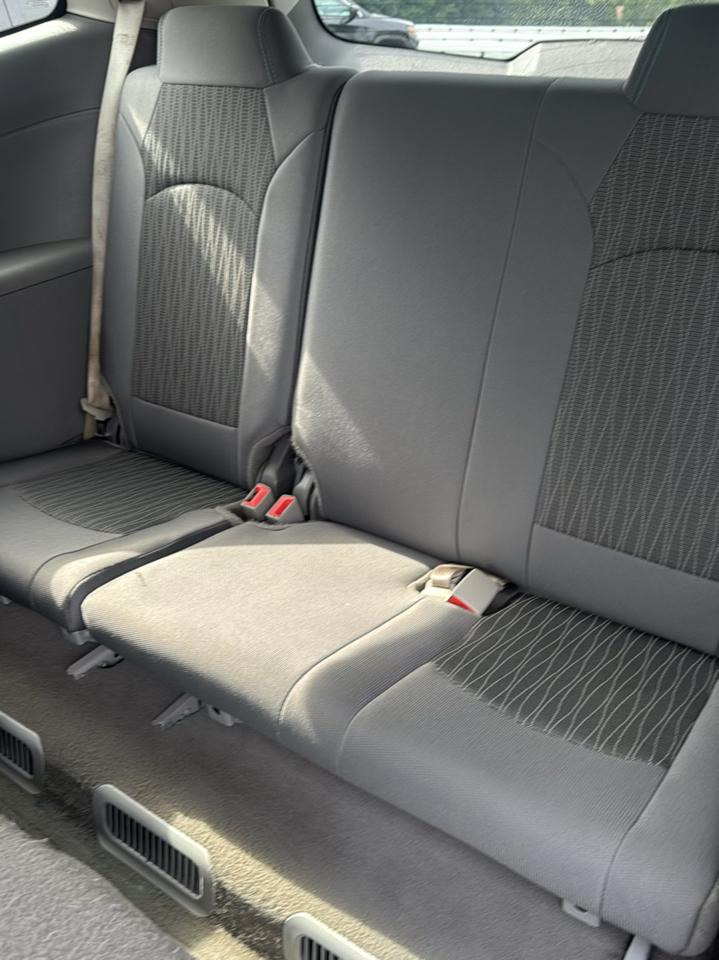 Chevrolet Traverse LS FWD w/PDC 2015