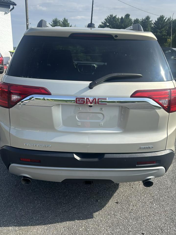 GMC Acadia SLE-2 AWD 2017
