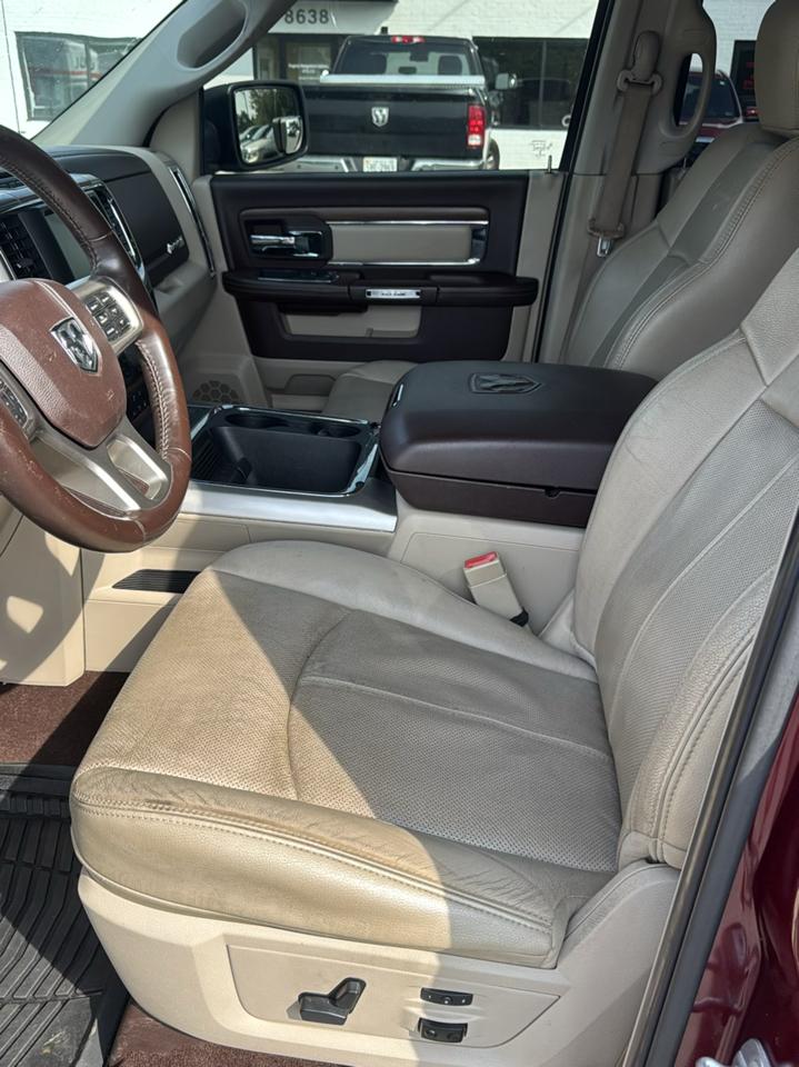 RAM 1500 Laramie Crew Cab SWB 4WD 2017