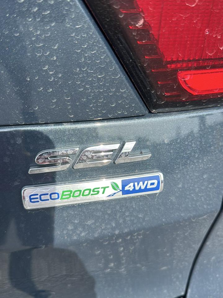 Ford Escape SEL 4WD 2019