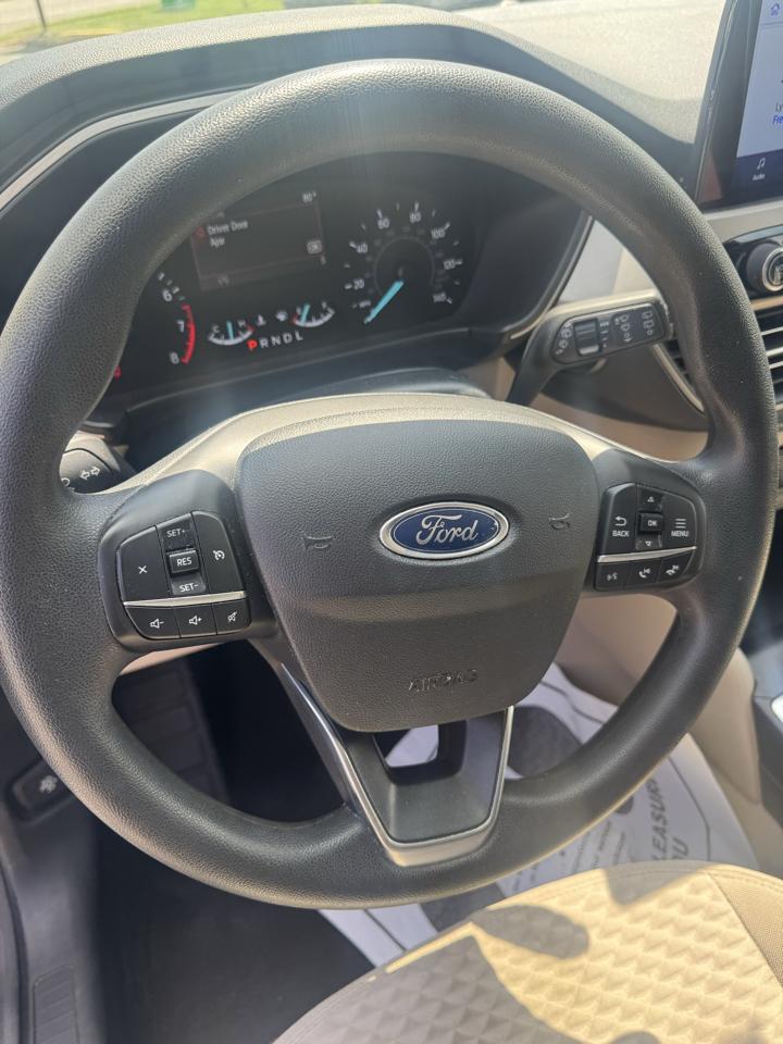 Ford Escape  2021