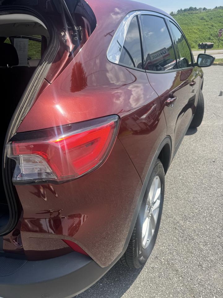 Ford Escape  2021