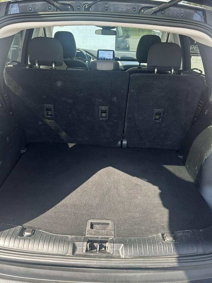 Ford Escape  2021