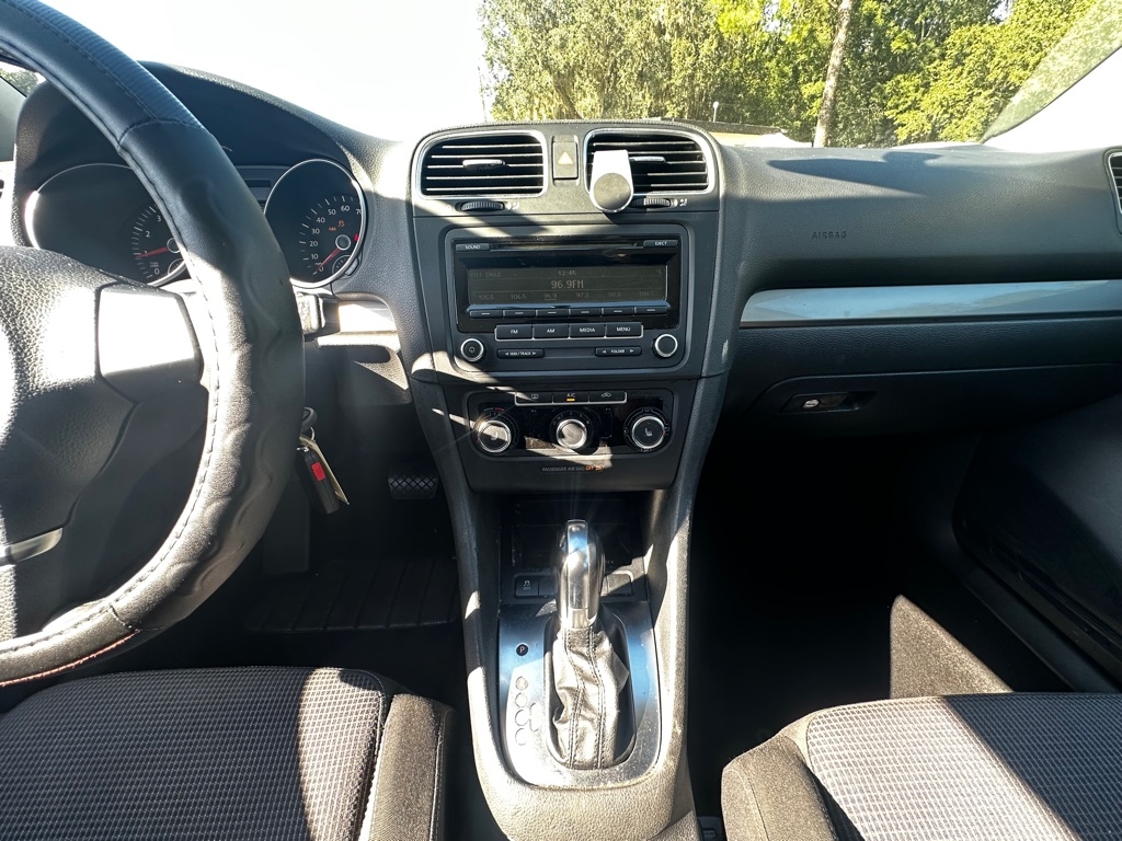 Volkswagen Golf  2013 Volkswagen Golf  2013